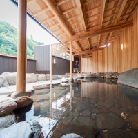 露天風呂「せせらぎの湯」再開予定のご案内